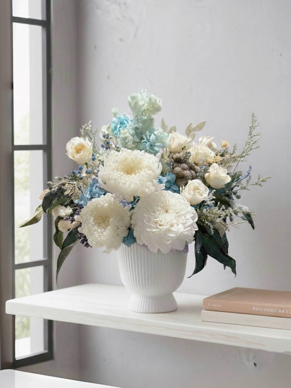 優雅藍白靜謐永生桌花