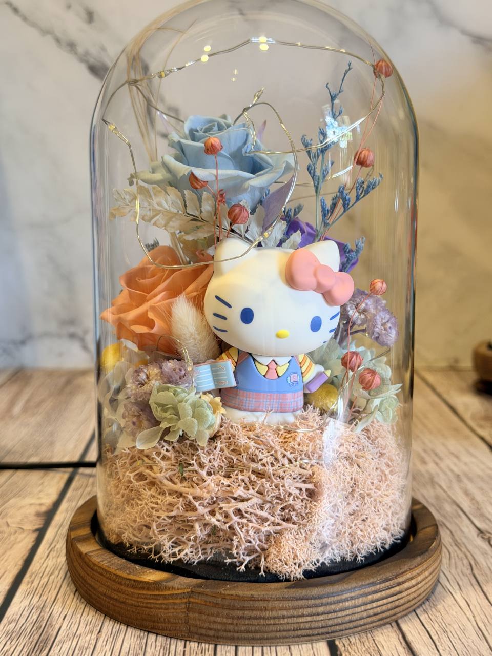 Hello Kitty 學院風夢幻永生花玻璃盅USB夜燈-實拍圖片