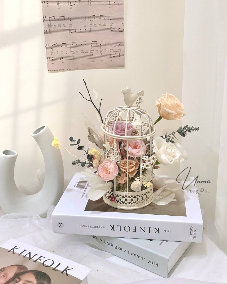 鳥籠花藝+花吻花藝企業社