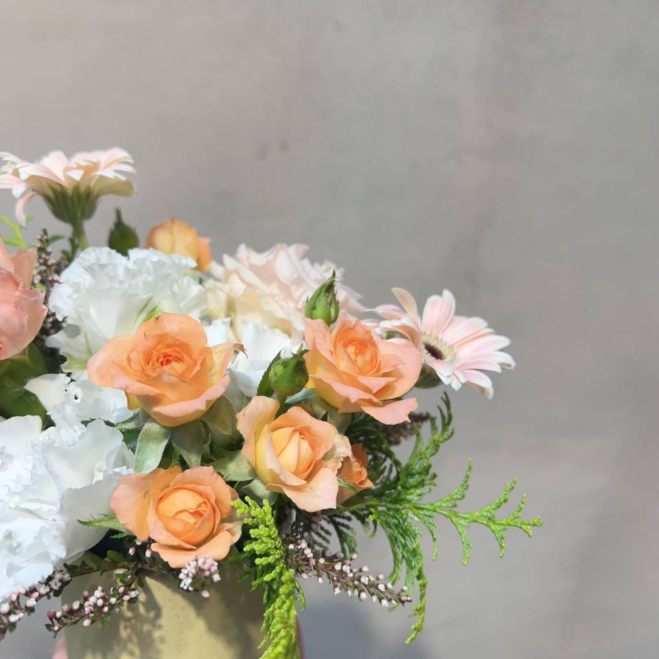 小型餐桌花